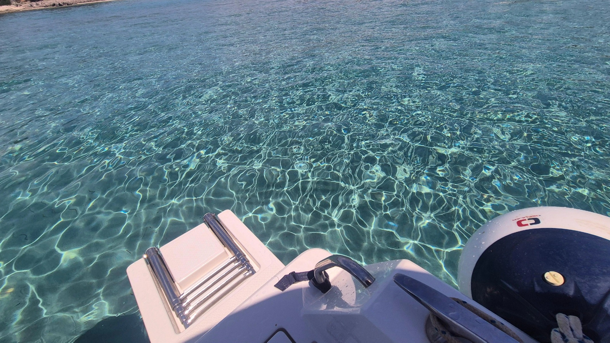 Wild Rabbit Island Boat Trip & Snorkeling