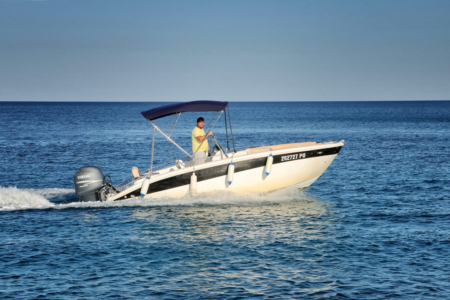 Salmeri Calypso 21 + Yamaha 150