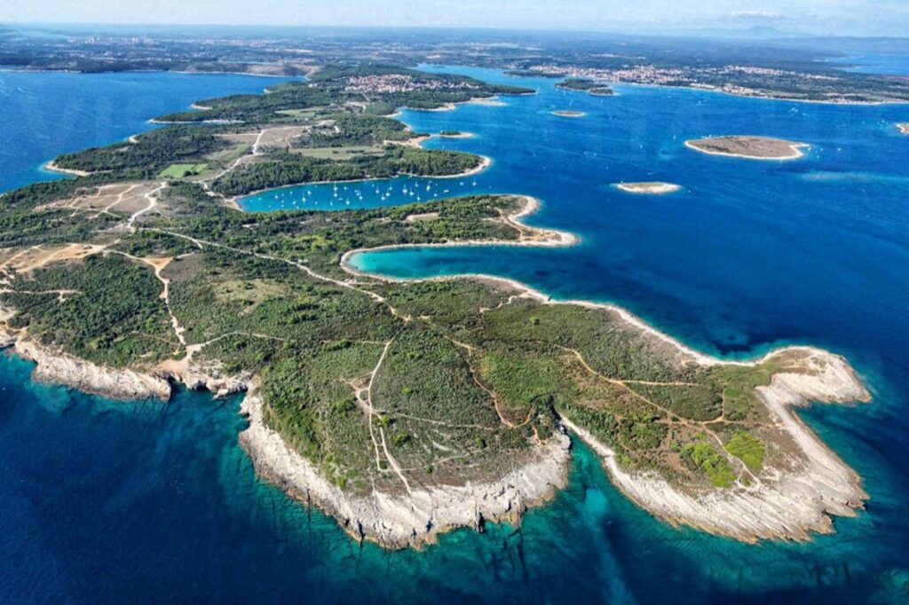 Private Boat Tour - Cape Kamenjak, beautiful Park of Nature